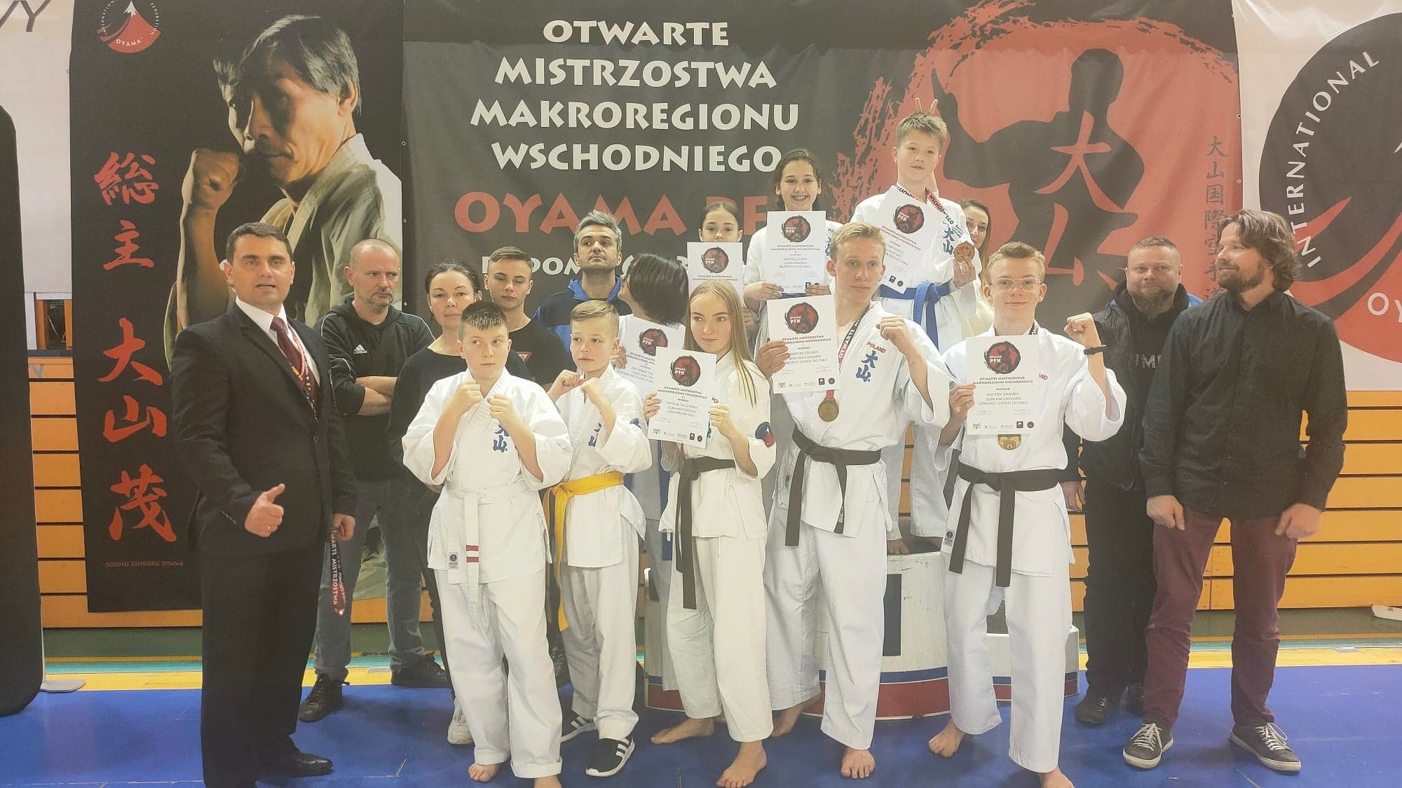 Zawodnicy Tarnobrzeskiego Klubu Oyama Karate walczyli na dwóch frontach